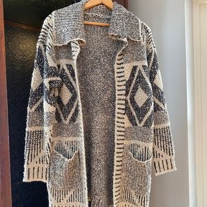 Knox Rose Black and White Sweater Cardigan